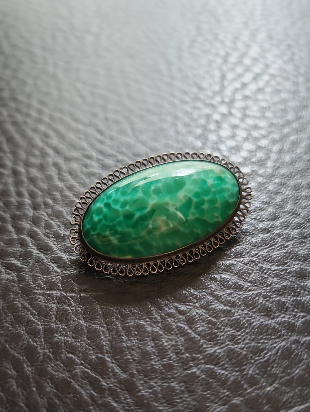VTG Sterling & Green Marbled Glass Oval Brooch - Women's Jewelry